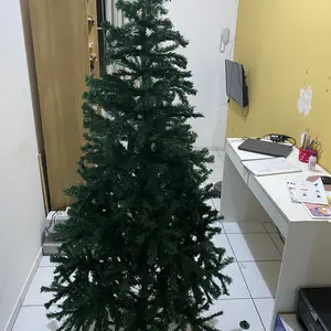 Árvore de Natal na avaliação de um cliente